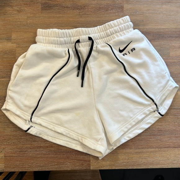 Nike shorts - xs - Picture 1 of 3